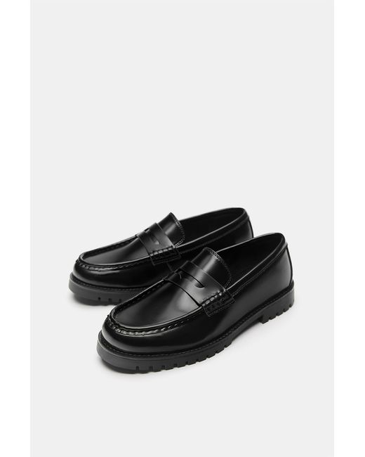 Pull&Bear Black Basic Loafers for men