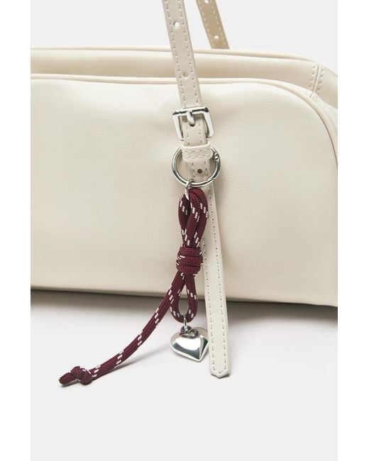 Borsa A Spalla Con Charm di Pull&Bear in White