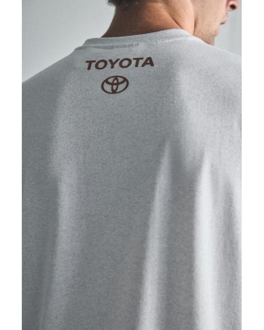 Pull&Bear Gray Toyota Logo Regular Fit T-Shirt for men