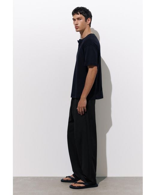 Pull&Bear Black Tailored Fit Joggers for men