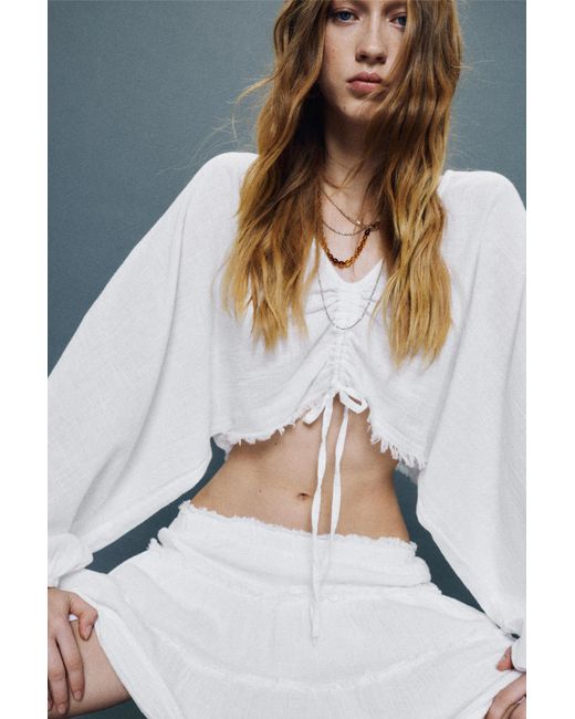 Pull&Bear White Cropped Blouse With Front Tie