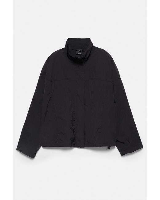 Pull&Bear Kort Nylon Effect Jack in het Black