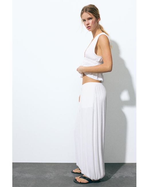 Pull&Bear Mousseline Pofbroek in het White