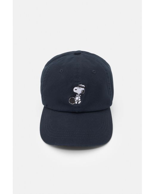 Pull&Bear Blue Snoopy Cap for men