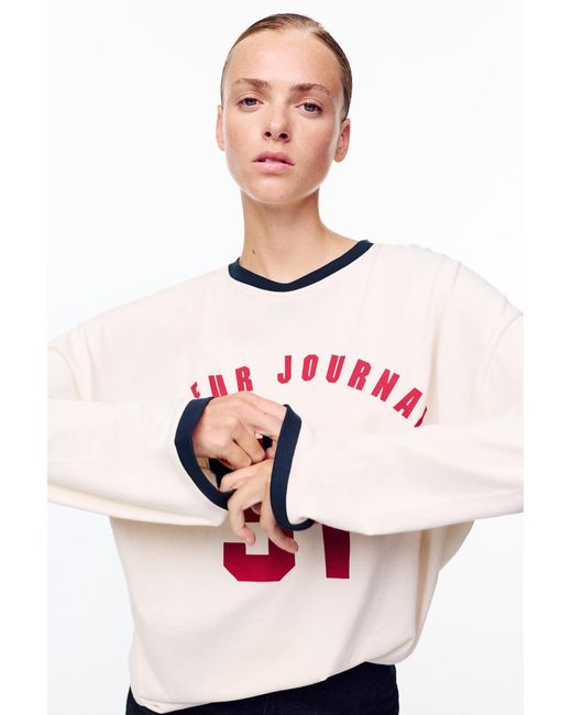 Pull&Bear White Long Sleeve Graphic T-Shirt