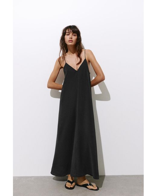 Pull&Bear Multicolor Flowing Strappy Midi Dress