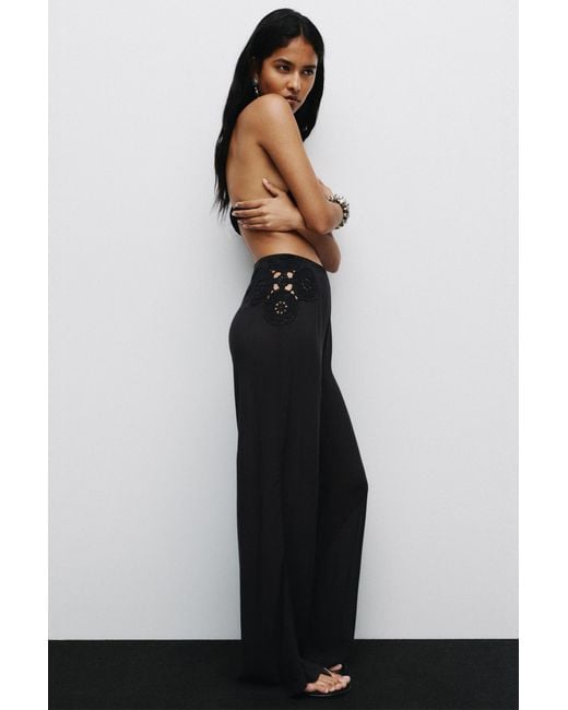 Pull&Bear White Rustic Pants With Crochet Embroidery