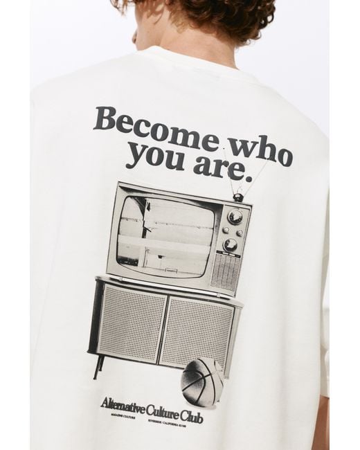 Pull&Bear Gray Short Sleeve Sweatshirt With Graphic for men