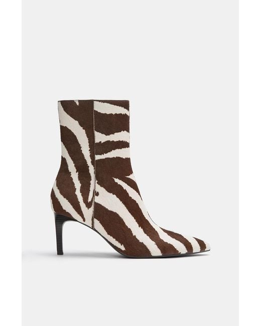 Pull&Bear White Cowhide Fur High-Heel Ankle Boots