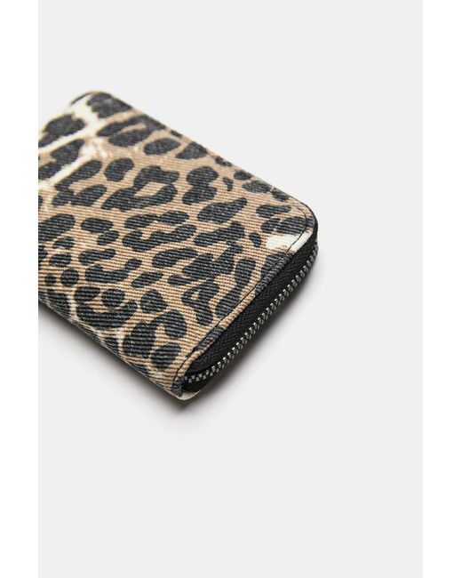 Portafogli Leopardato di Pull&Bear in Multicolor