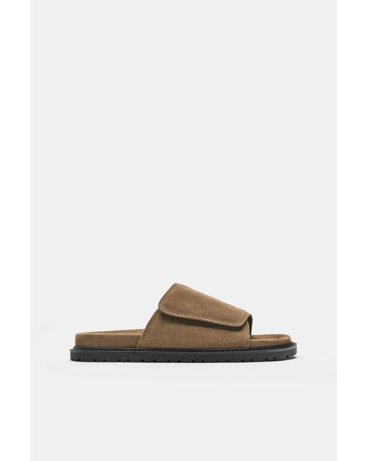 Pull&Bear Brown Flat Leather Sandals for men