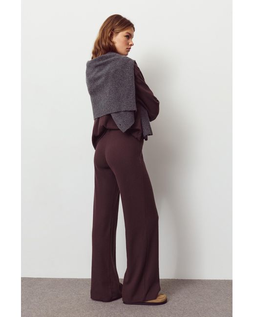 Pull&Bear Straight Soft Touch Broek in het Purple