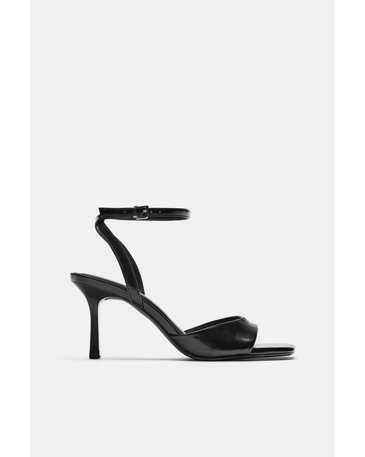 Pull&Bear White Absatzsandalen