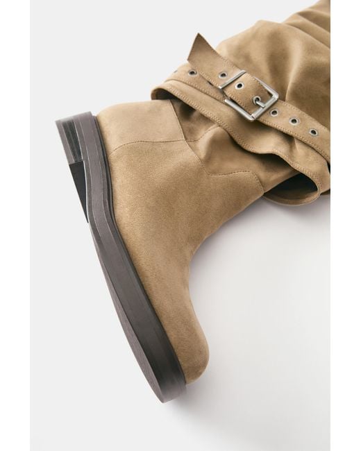 Pull&Bear White Flat Footed Leggings Boots With Buckle