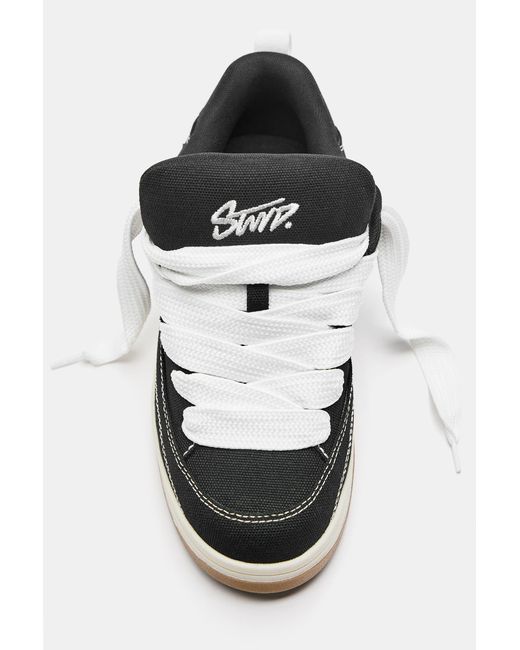 Pull&Bear Black Stwd Skate Trainers With Contrast Stitching for men