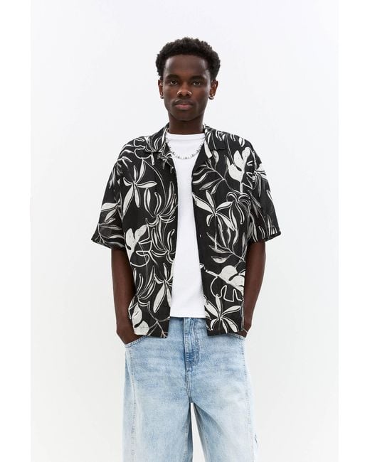 Pull&Bear Schwarzes Kurzarmhemd Mit Blätterprint in Blue für Herren