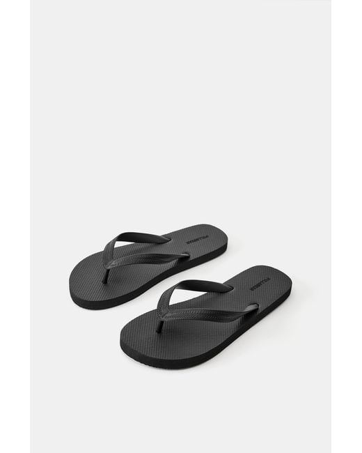 Pull&Bear White Strappy Sandals for men