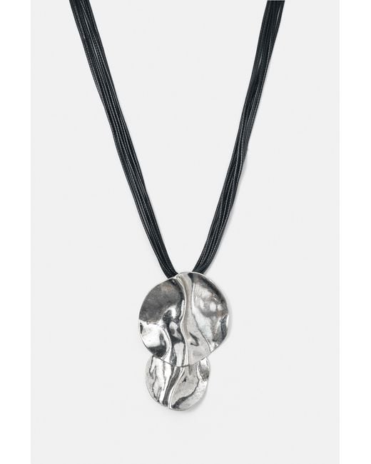 Collier Pièces Rondes Cascade Pull&Bear en coloris White
