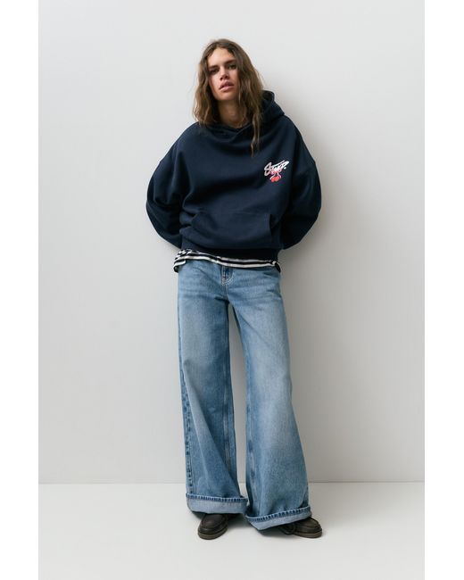 Felpa Cappuccio Stwd Ciliegie di Pull&Bear in Blue