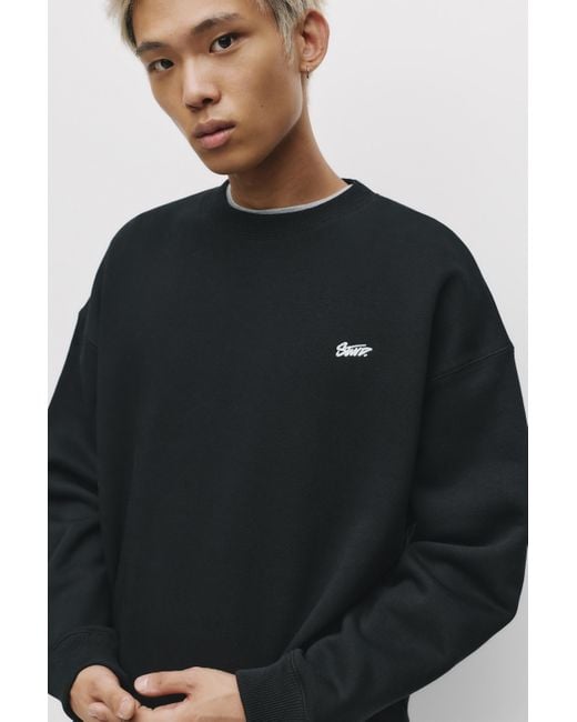 Pull&Bear Blue Stwd Round Neck Sweatshirt for men
