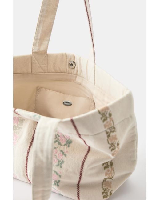 Borsa Shopper Ricamata di Pull&Bear in Natural