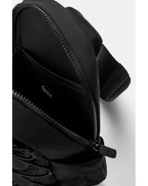 Pull&Bear Technische Stwd-Umhängetasche in Black für Herren