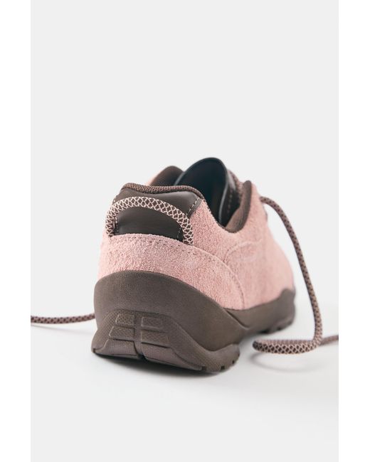 Sneaker Trekking di Pull&Bear in Pink