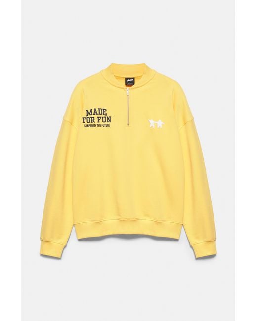 Pull&Bear Yellow Graphic Quarter-Zip Sweatshirt for men