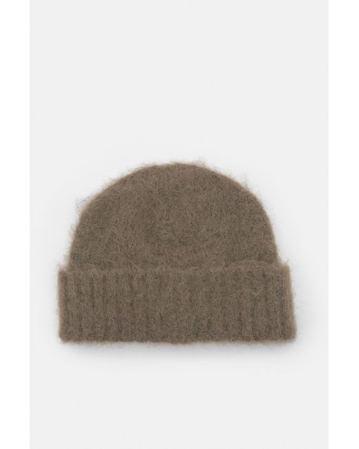 Pull&Bear Brown Short Knitted Beanie