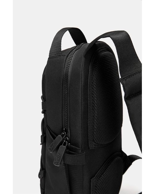 Pull&Bear Technische Stwd-Umhängetasche in Black für Herren