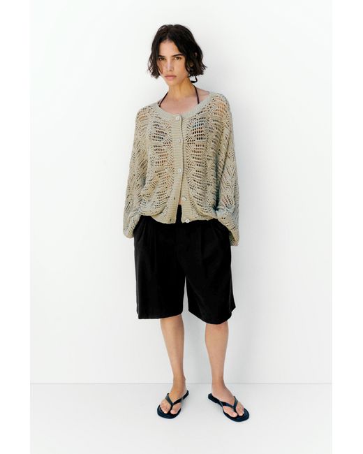 Pull&Bear Black Smart Bermuda Shorts With Pleats