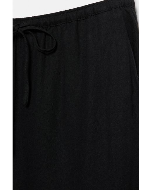 Pull&Bear Soepelvallende Broek Met Linnen in het Green