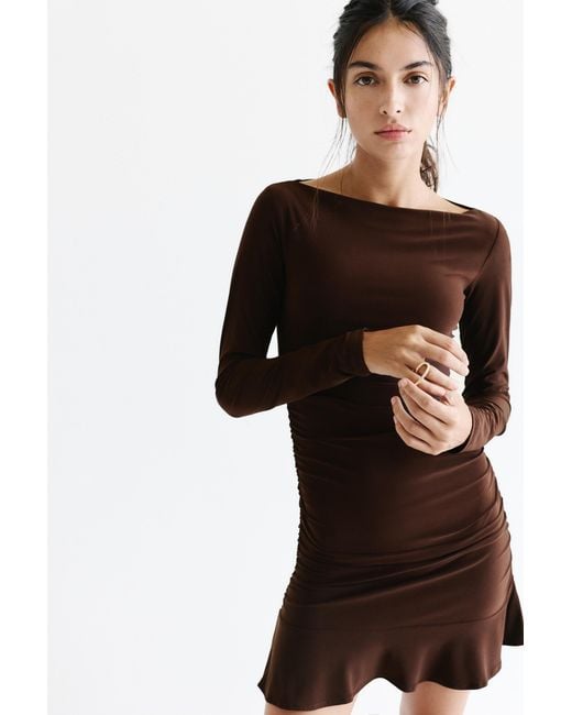 Robe Courte Froncée Pull&Bear en coloris Black
