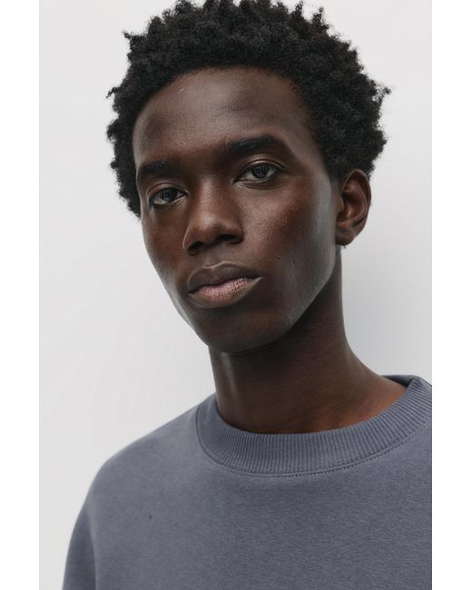 Pull&Bear Black Basic Round Neck Sweatshirt for men