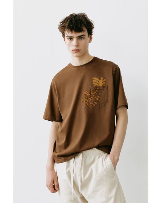 Pull&Bear Brown Boxy Fit Graphic Pocket T-Shirt for men