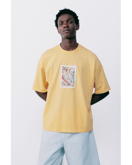 Pull&Bear Multicolor Relaxed Fit Embroidered T-Shirt for men