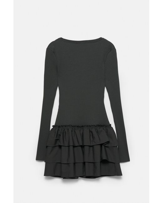 Vestito Corto Combinato Con Volant di Pull&Bear in Black