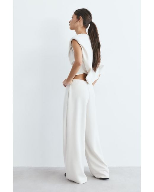 Pull&Bear White Soft Touch Wide-Leg Darted Trousers