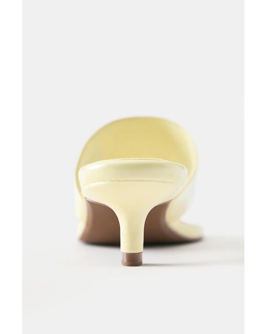 Pull&Bear White Heeled Sandals With Toe Loop