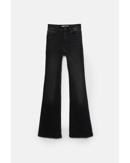 Pull&Bear Basic Flared Jeans in het Black