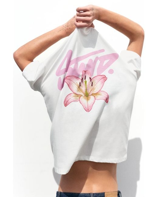 Pull&Bear T-Shirt Met Bloem in het White