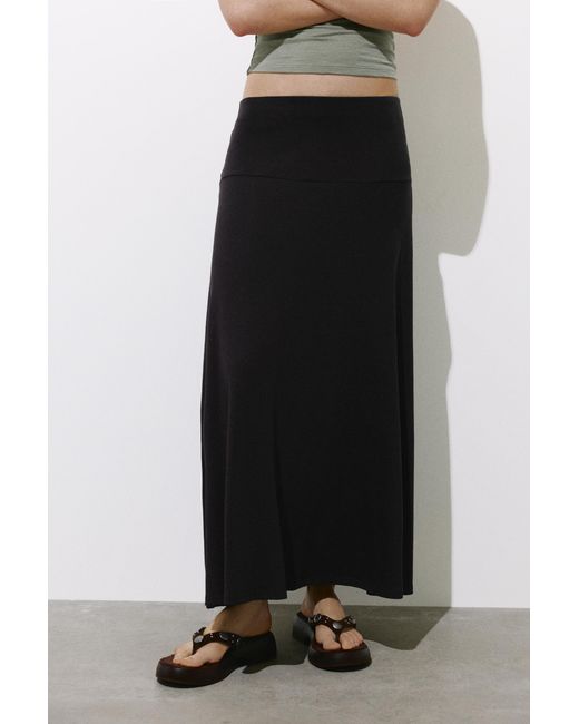 Pull&Bear Black Flared Midi Skirt