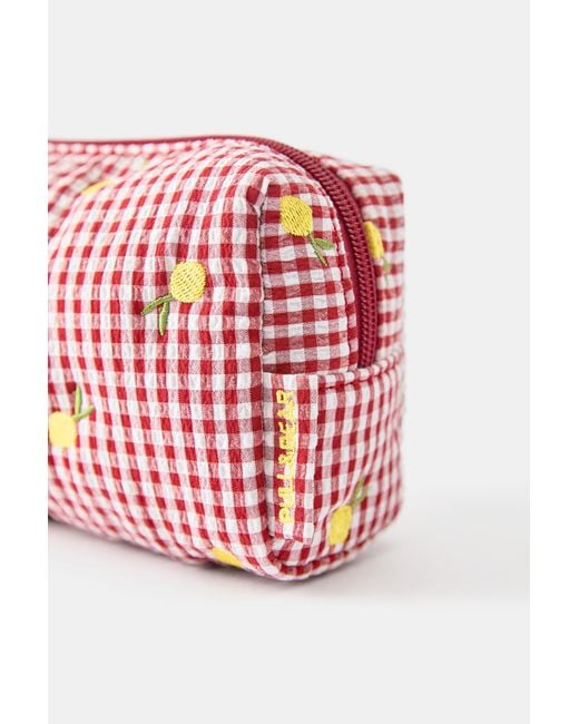 Pull&Bear Red Gingham Fruit Wash Bag