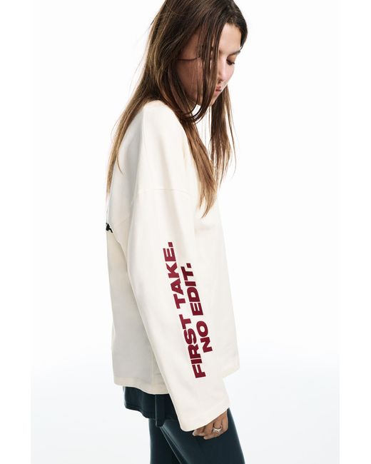 Pull&Bear White Graphic T-Shirt