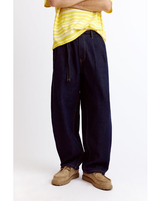 Pull&Bear Multicolor Relaxed Fit Pleated Jeans With Belt for men