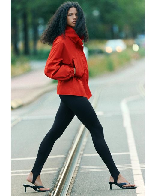 Pull&Bear Black Fine Stirrup Leggings