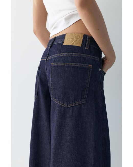 Pull&Bear Blue Low-Rise Barrel Jeans