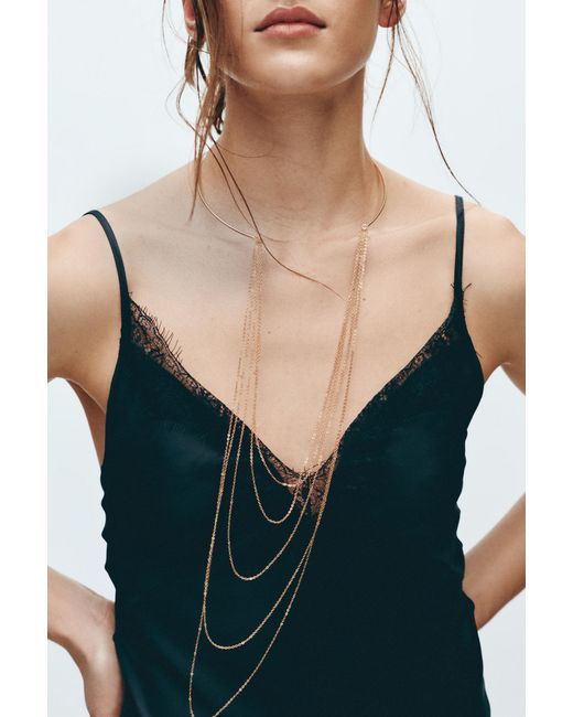 Collana Lunga A Catene Combinata di Pull&Bear in White