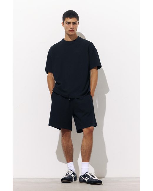 Pull&Bear Blue Textured Bermuda Sweatpants for men