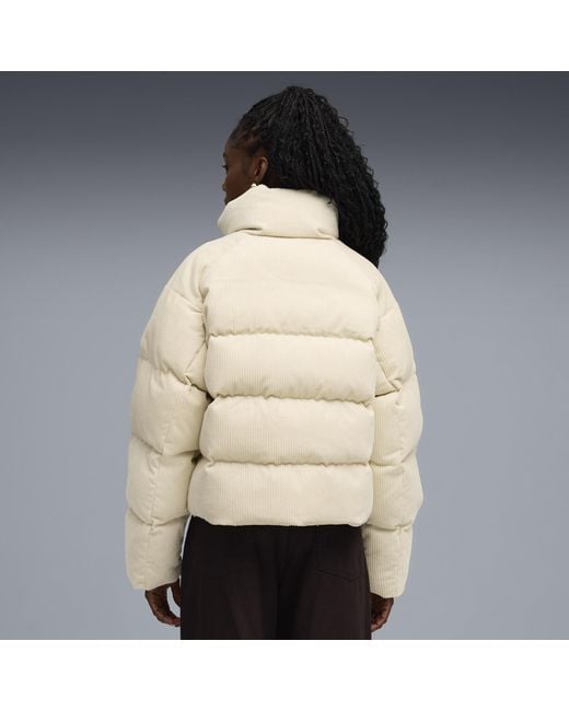 PUMA Natural Wardrobe Essentials Cord-Pufferjacke Damen, Kleidung